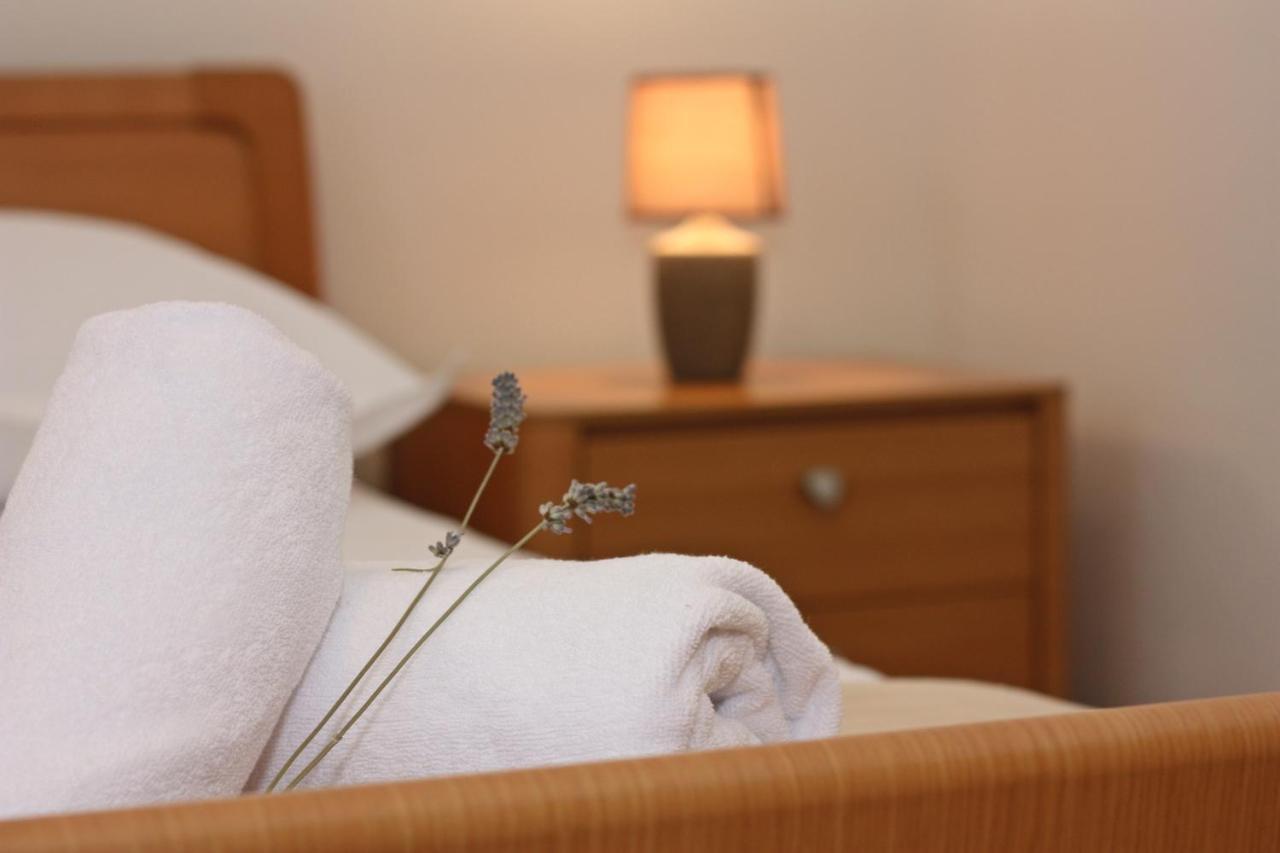 Apartments Ella 苏佩塔尔 外观 照片